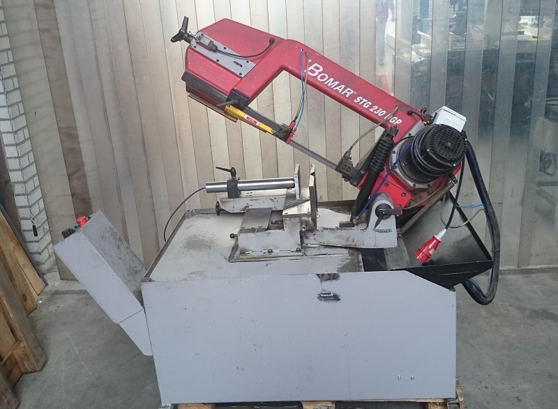 Bomar - Lintzaagmachine BOMAR STG 230 DG pneumatisch (VERKOCHT)