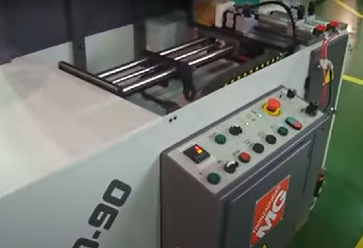 GAA 350 90 Aluminium Zaagmachine 1
