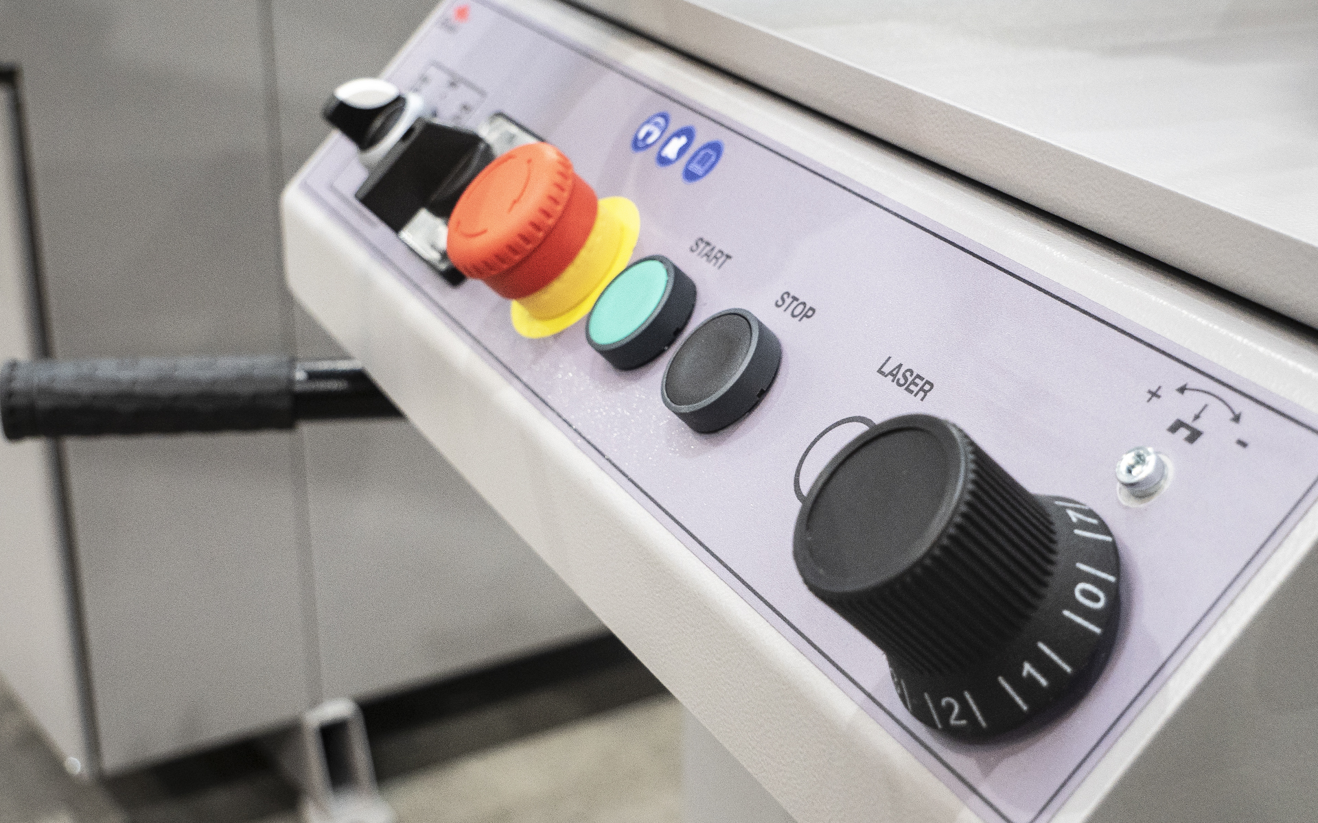 Easycut 275 230 DG 006